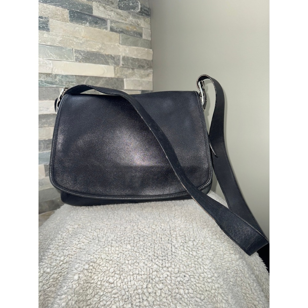 Coach Vintage Legacy Flap Bag Purse Black Leather Crossbody 9332 Y2K Old Money
